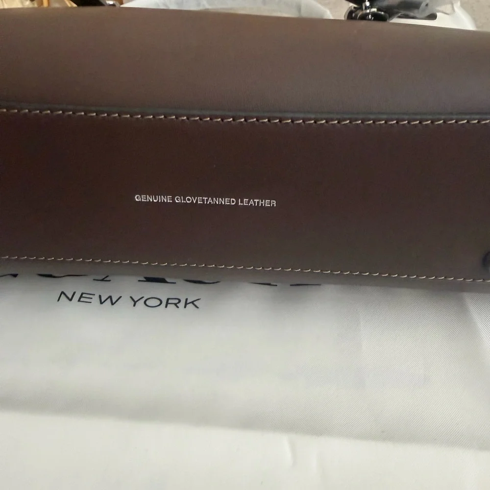 Coach Maple Swing Zip Bag NWT - Picture 5 of 13